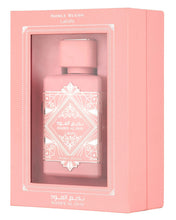 تحميل الصورة إلى عارض المعرض، Perfume bottle and packaging of Badee Al Oud Noble Blush by Lattafa